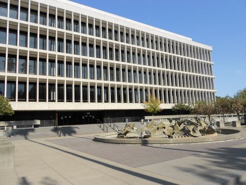 Front of the U.S. Courthouse in Sacramento, CA